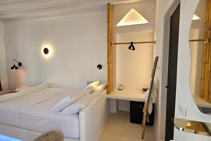Room 42 of 113