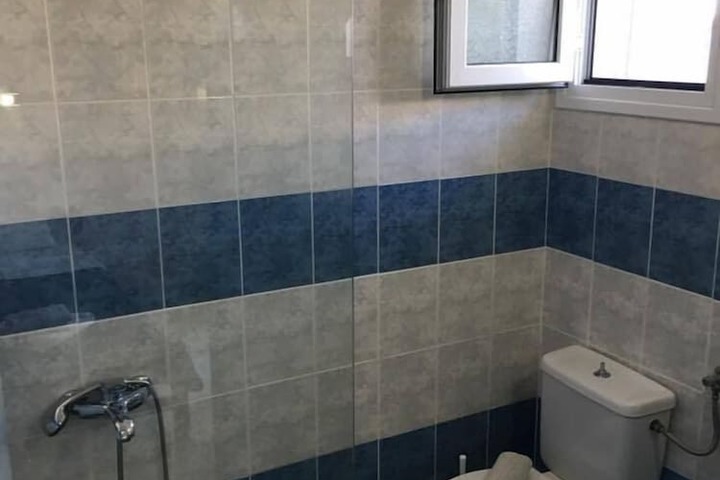 Room 14 of 24