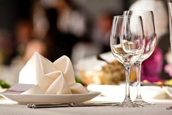 Dining 25 of 44