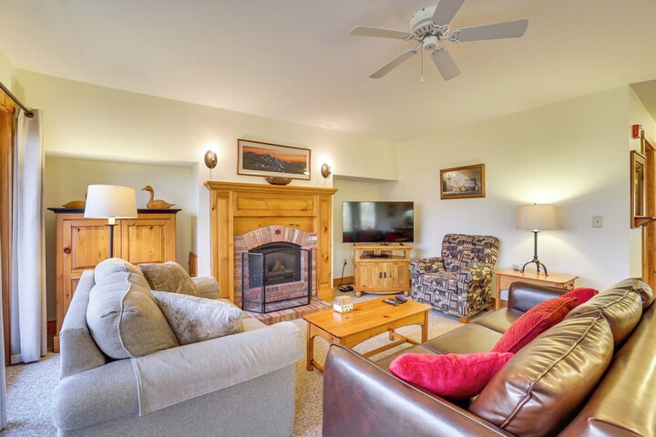 Ski-in / ski-out at Jay Peak Resort Condo!
