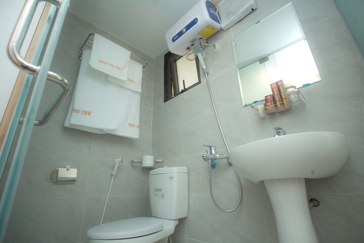 Room 16 of 71