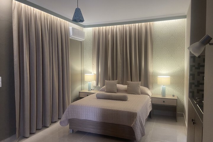 Room 5 of 20