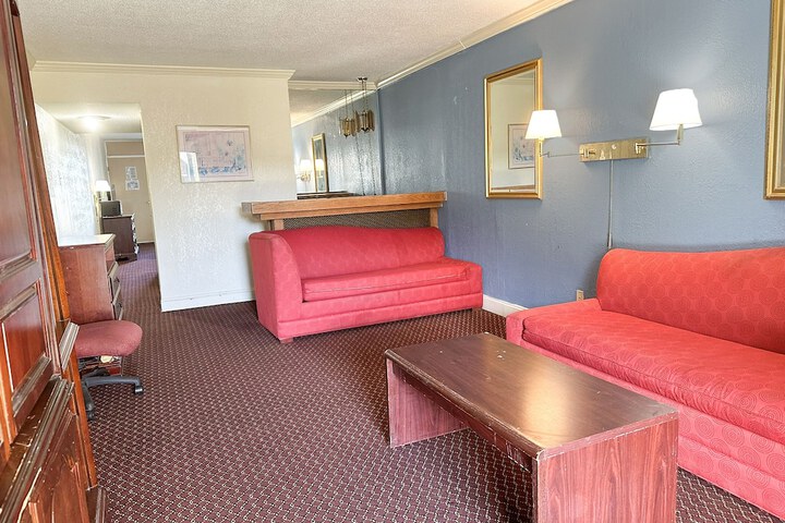 1 King Bed (27 of 44)