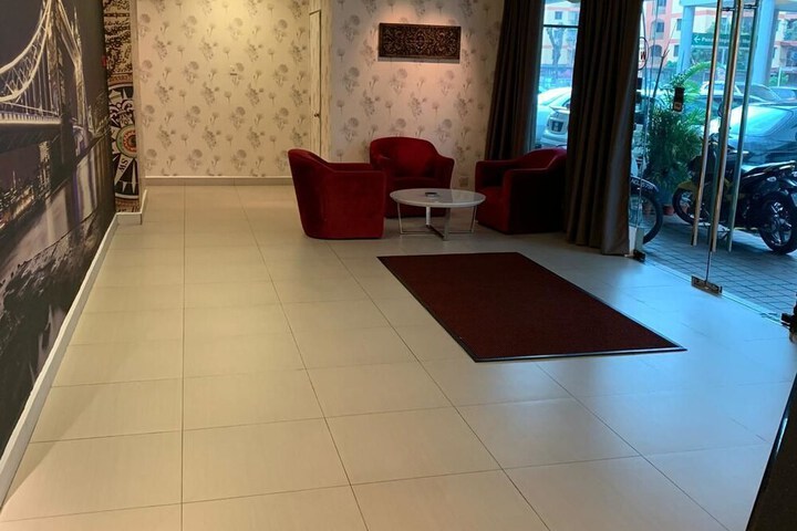 Hotel 2 of 12