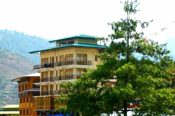 Hotel 6 of 8