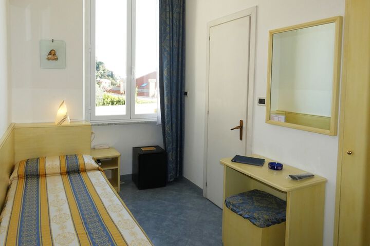 Room 7 of 46