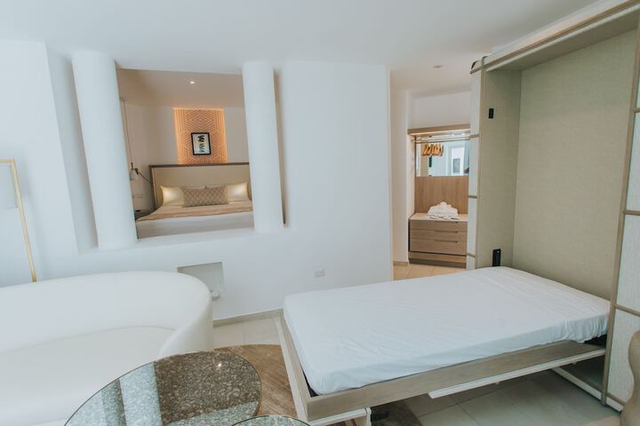 Room 28 of 322