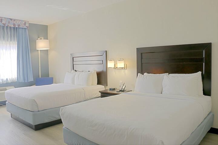Room 19 of 41