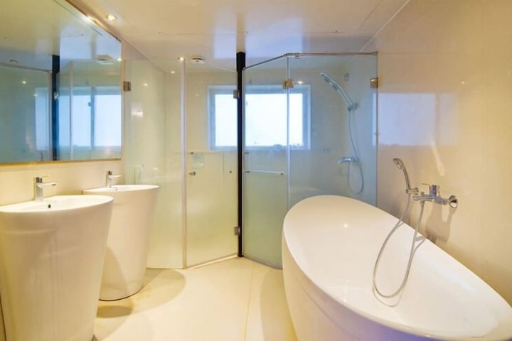 Clean Restrooms