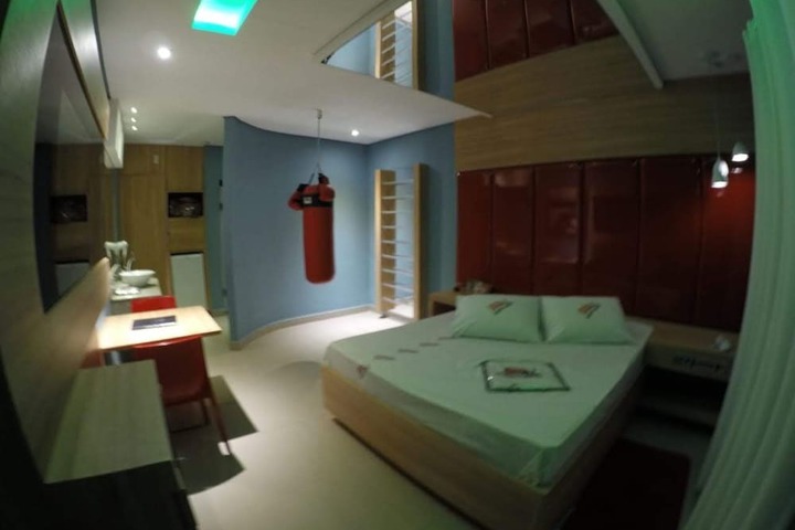 Room 49 of 61