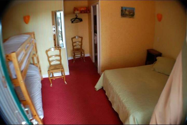 Room 5 of 13