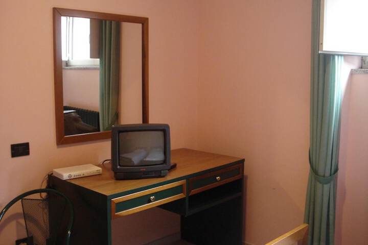 Room 13 of 59