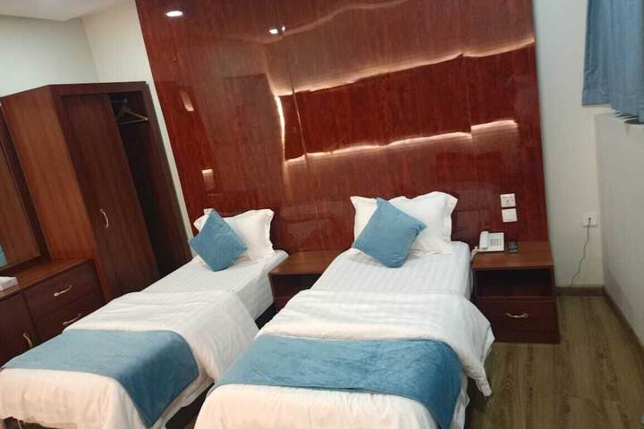 Room 5 of 24