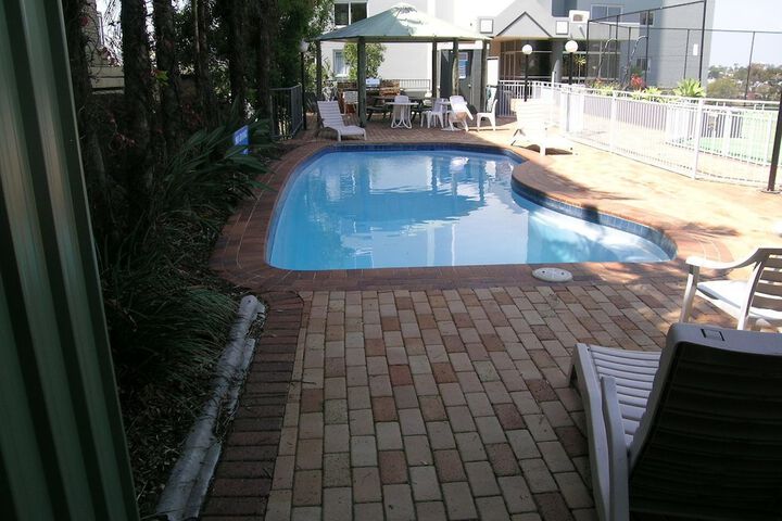 Hotel with Pool
