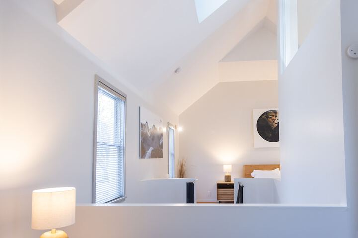 Room 42 of 219