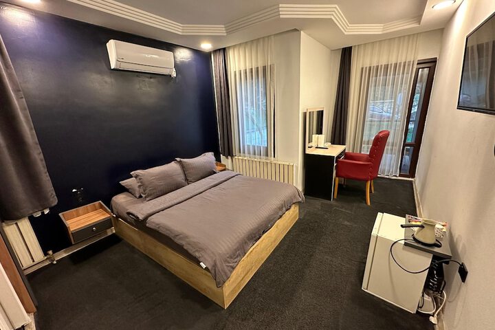 Room 46 of 104