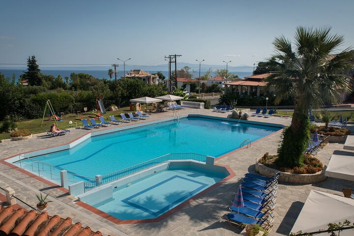 Pool 22 of 67