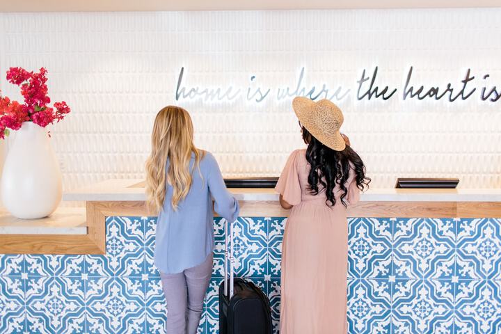 Concierge desk