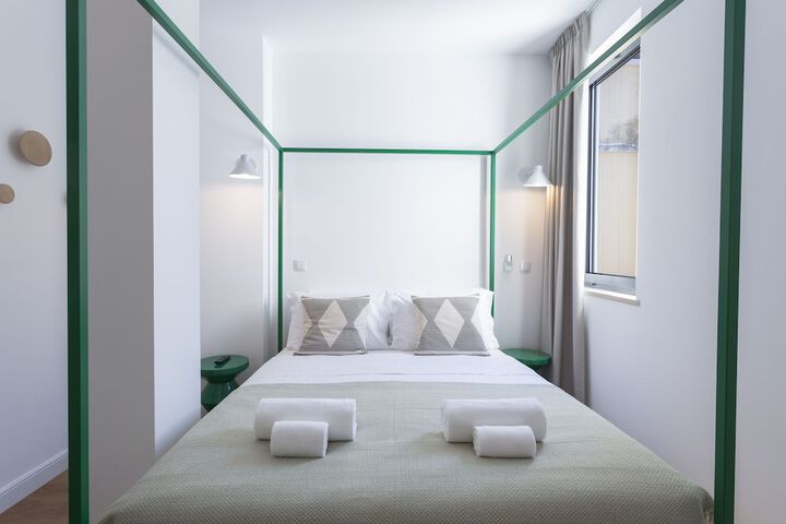 Room 7 of 71