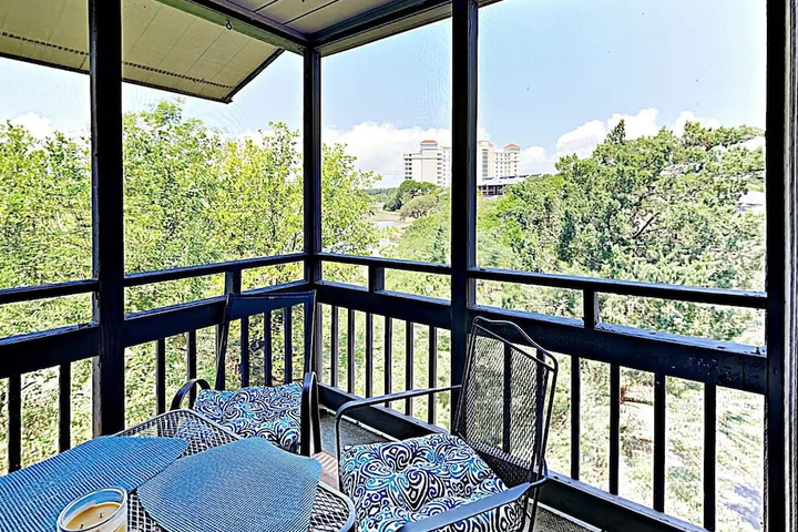 Terrace/Patio 6 of 18