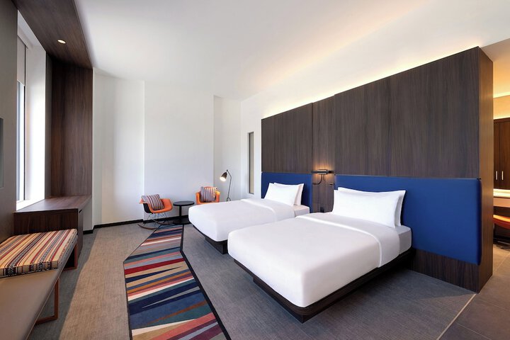 Room 11 of 50