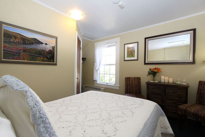 Room 26 of 42