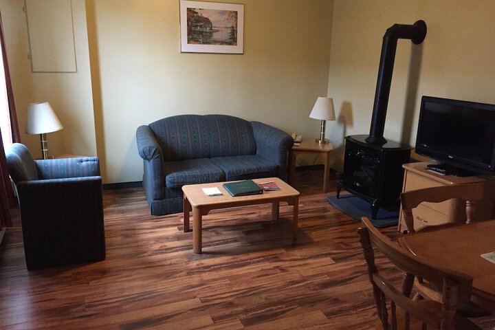 Room 36 of 141