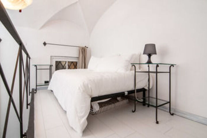 Room 54 of 153