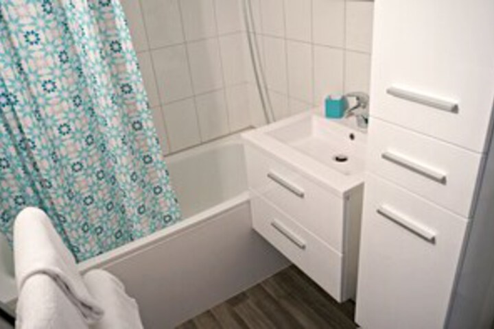 Room 2 of 13