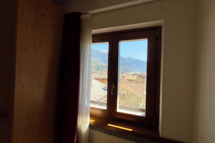 Room 62 of 148