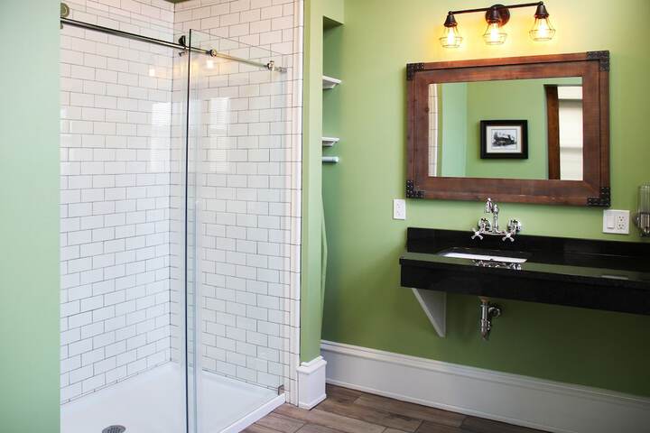 Premium Double Room Private Bathroom City View 205 Council Room (58 of 132)