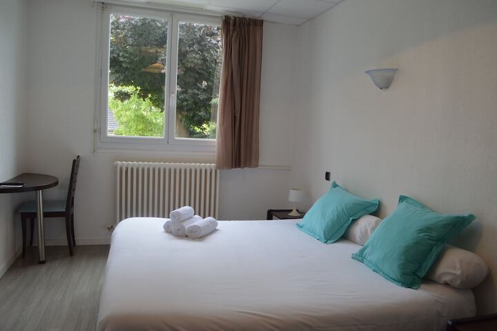 Room 6 of 45
