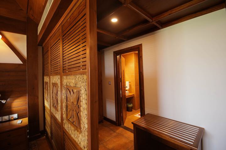 Room 75 of 149