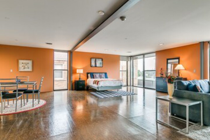 Room 13 of 26