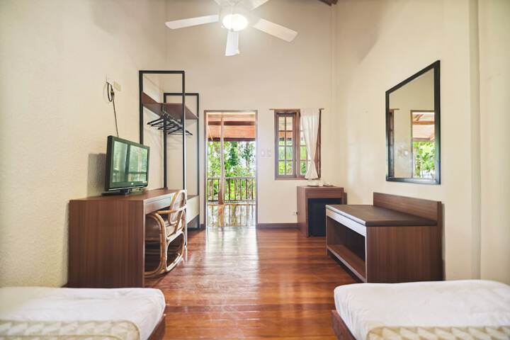 Room 3 of 54