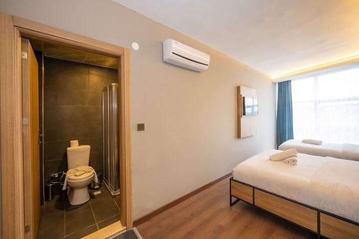 Room 17 of 88