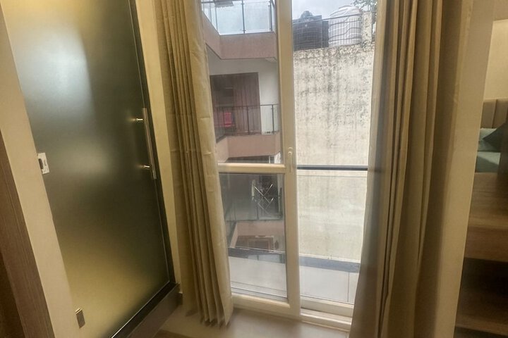 Room 54 of 95
