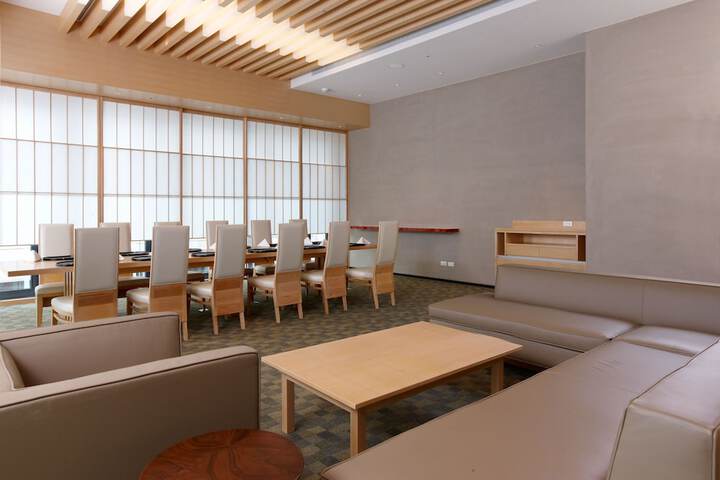 Dining Photos