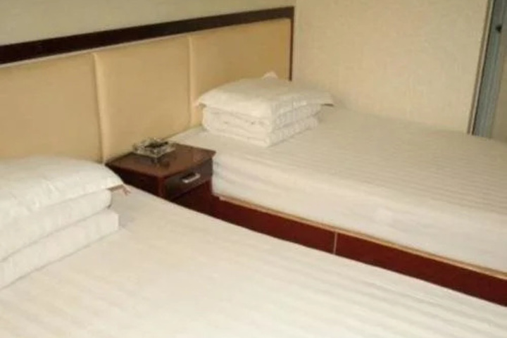 Room 3 of 5