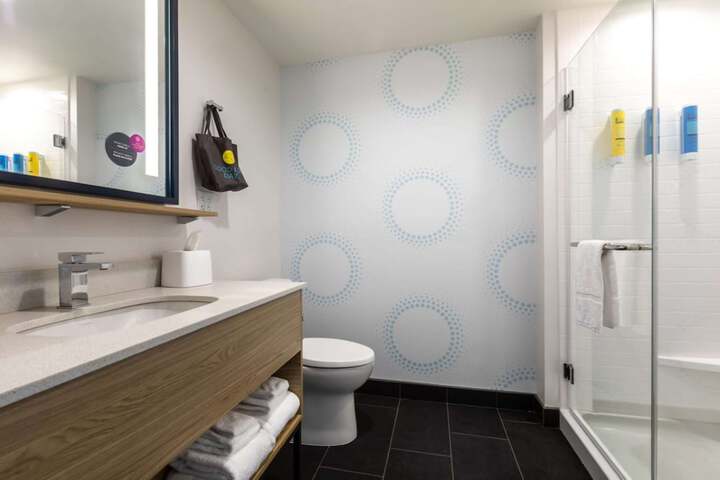 Room 35 of 54