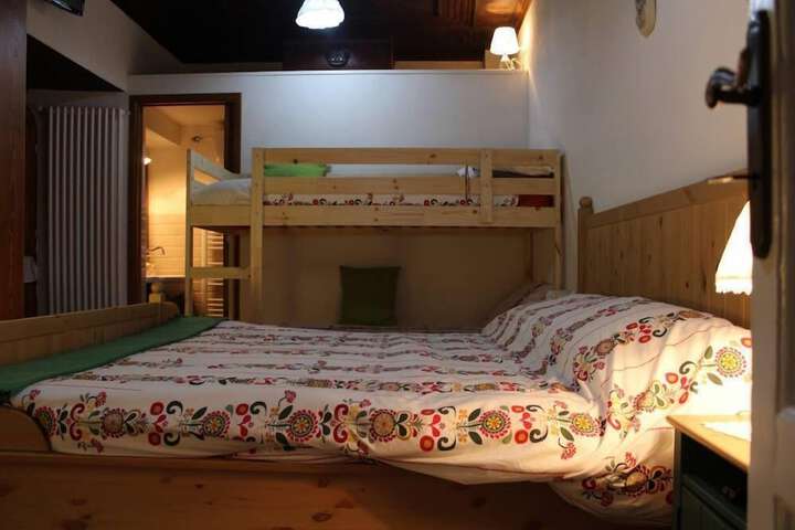Room 17 of 62