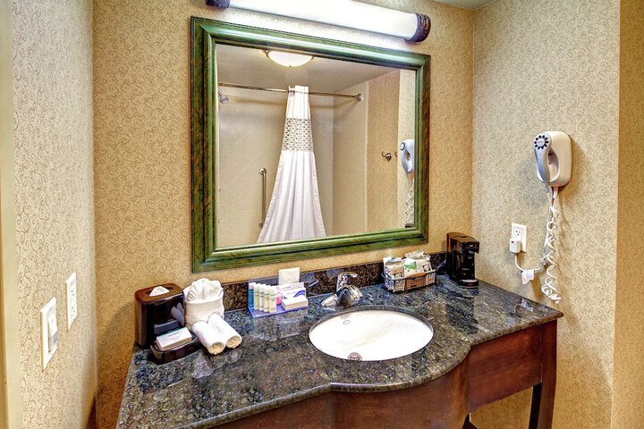 Bathroom shower