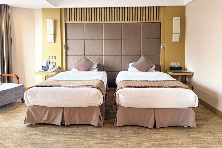 Room 20 of 37