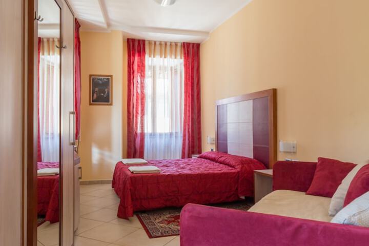 Room 16 of 42