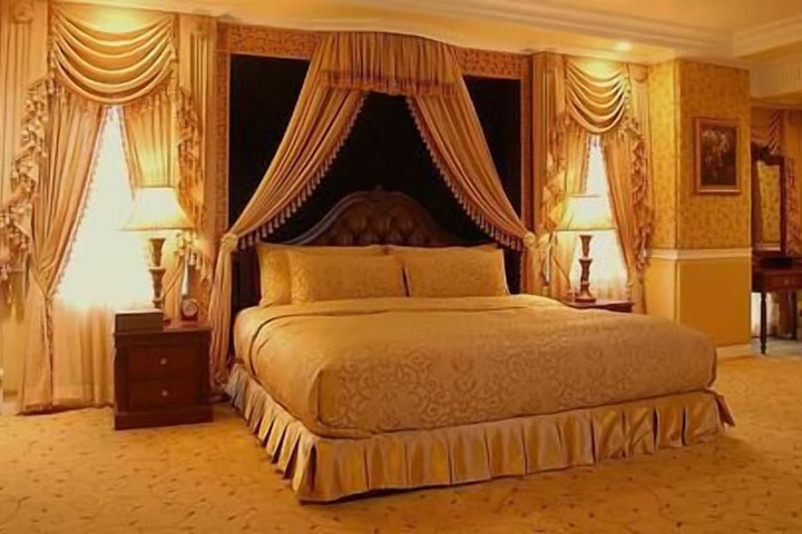 Room 29 of 42
