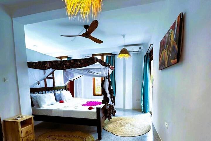 Room 20 of 162