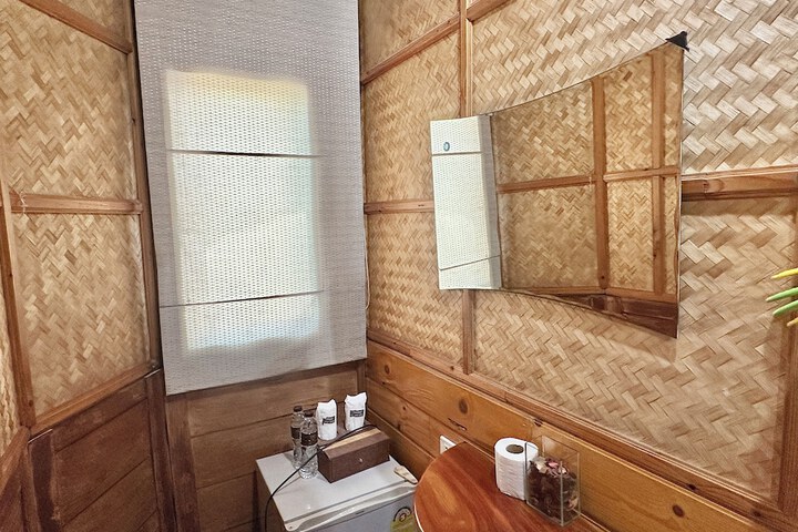 Room 4 of 44
