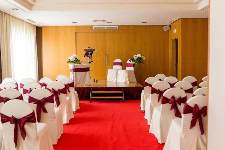 Ballroom/Hall 55 of 78
