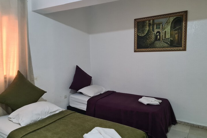 Room 41 of 63