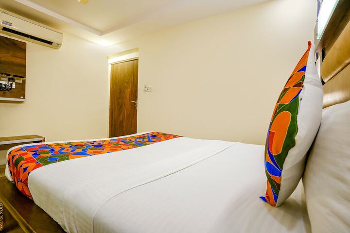 Room 21 of 33